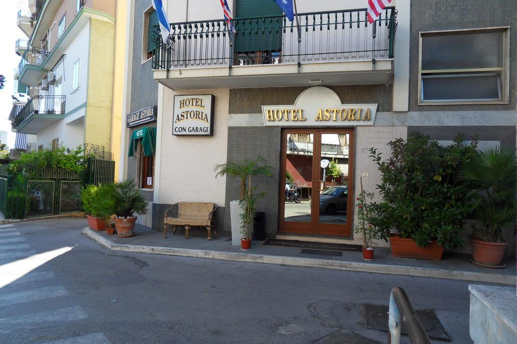 Hotel Astoria Pompeï Buitenkant foto