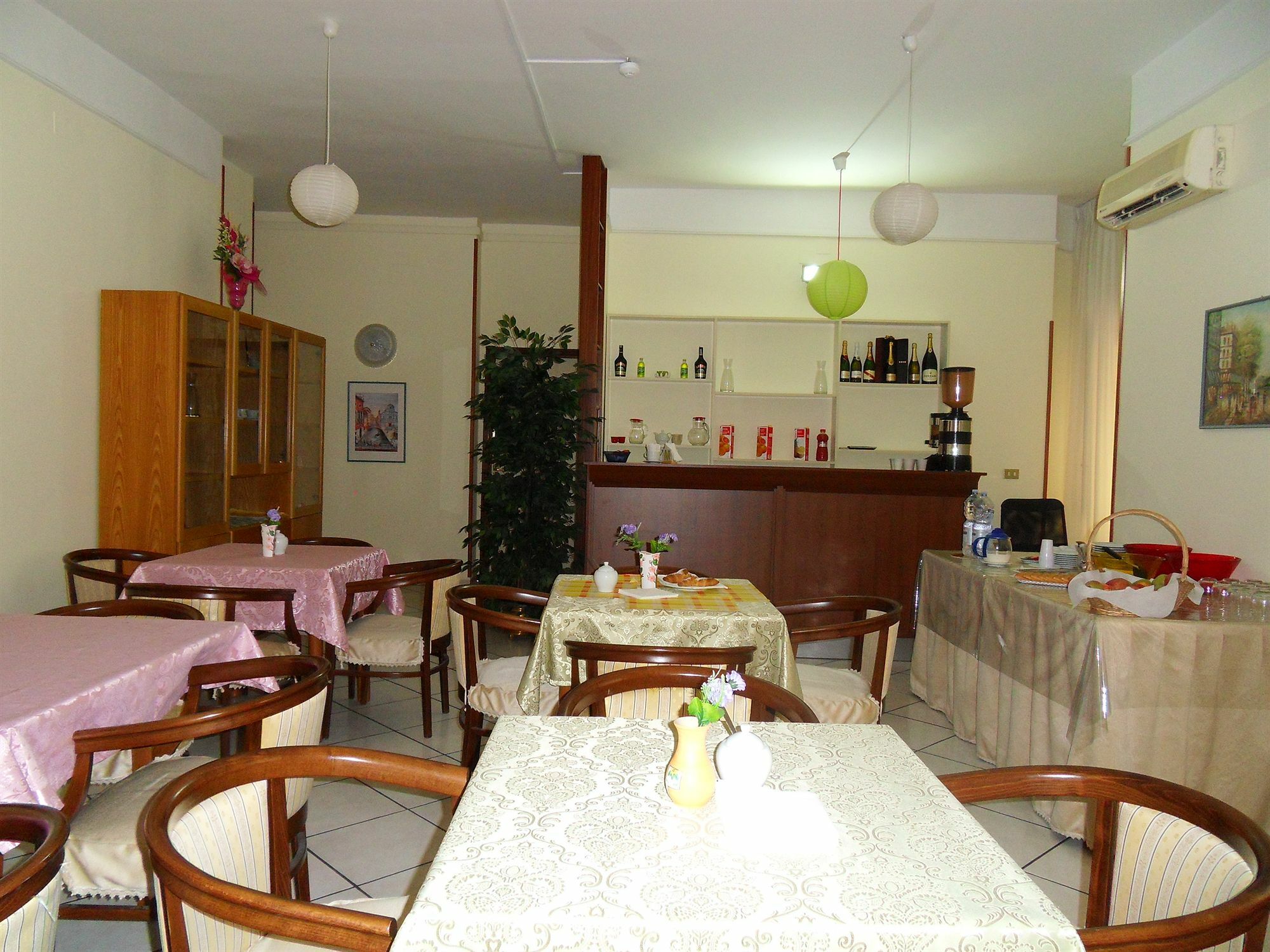 Hotel Astoria Pompeï Buitenkant foto